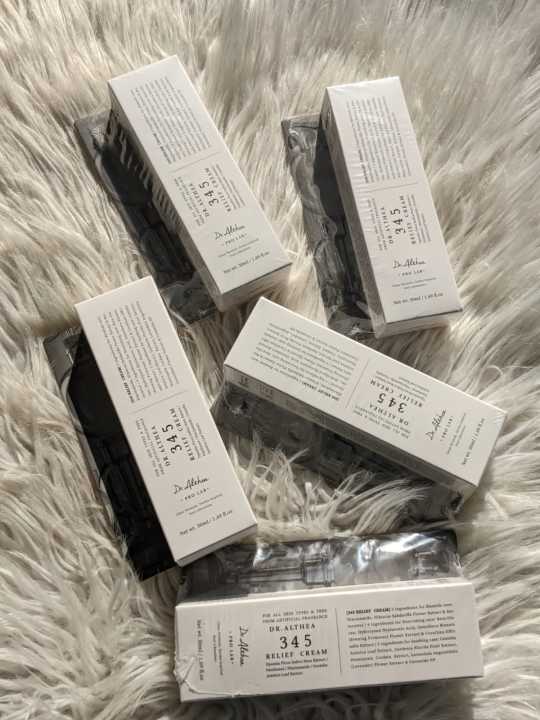 D.r-Althea's%20345%20Relief%20Creams%20%7C%20Soothing%20&%20Hydrating%20Moisturizers%20for%20Sensitive%20&%20Dry%20Skins%20%7C%2050ml%20%7C%20Made%20in%20Korea%20-%20Image%204