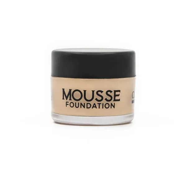 Matte%20Mousse%20Foundation%20-%20Image%206