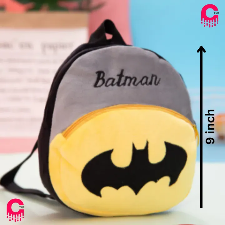 Batman%20Kids%20Backpack%20girls%20and%20boys%20backpack%20(9,%2011%20inches).%20-%20Image%203
