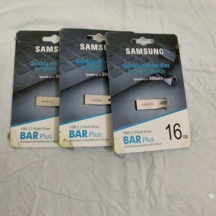Samsung%20Bar-Plus%2016%20&%2064%20GB%20USB%20%7C%7C%20USB%203.1%20%7C%7C%20Fastest%20Flash%20Drive%20-%20Image%202