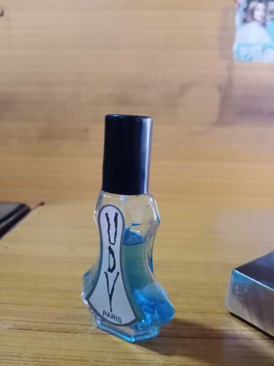 "Experience the Essence of Paris: UDY Perfume" is a captivating title that evokes the beauty and sophistication of the City of Light..UDY paris perfume for men and women .longlasting and very expensive quality perfume
