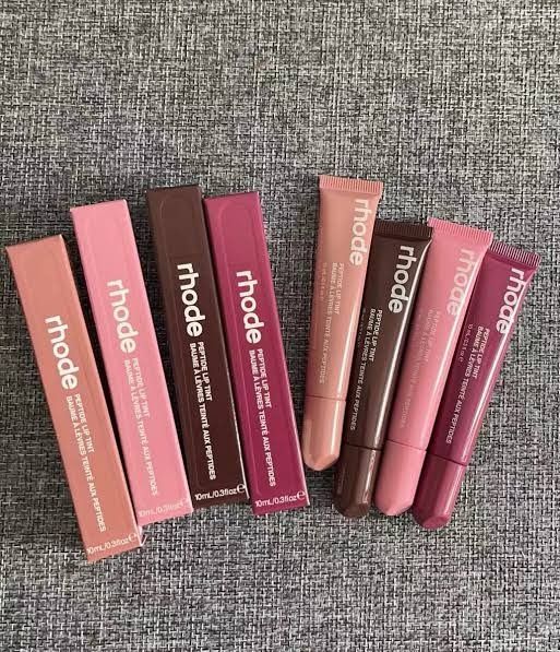 Rhode%20Lip%20gloss%20%7CRhode%20Peptide%20Lip%20Tint%20%E2%80%93%208%20Hydrating%20Shades%20for%20Plump,%20Glowing%20Lips%20%7CHydrating,%20High-Shine%20Gloss%20with%20Peptides%20for%20Plump%20Lips%7CRhode%20LipGloss%20%7C%20Rhode%20lipgloss%20%7C%20%7C%20lipgloss%20%7C%20Lip%20gloss%20%7CRhode%20LipglossLip%20Oil%20%7C%20Lip%20Balm%20-%20Image%202