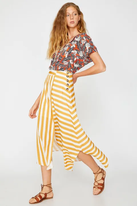 Koton%20Women's%20Yellow%20Striped%20Skirt%209KAF70141OW%20-%20Image%204