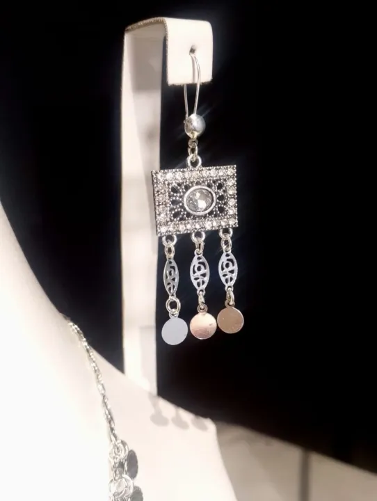 Silver%20Long%20Mala%20Set%20with%20Dangling%20Coins%20%E2%80%93%20Ethnic%20Traditional%20Jewelry%20-%20Image%208