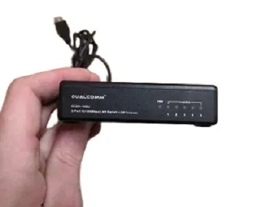DualComm%20Mini%205-Port%20USB%20Powered%20Ethernet%20Switch%20DCSW-1005U%20%7C%20USB%20powered%20LAN%20RJ45%20Switch%20%7C%205%20Port%20Network%20Switch%20%7C%20Mini%20Network%20Hub%205%20Port%20%7C%20Ethernet%20Layer%202%20Switch%20%7C%20-%20Image%204