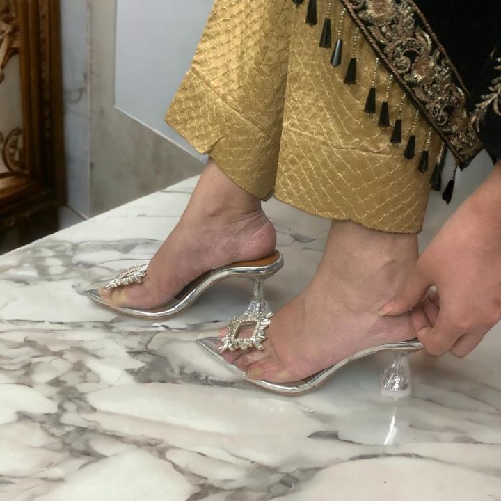 GIOVANO%20Cinderella%20Transparent%20Heel%20Sandals%20-%20Elegant%20Pointed%20Toe,%202.5-Inch%20Crystal%20Heels,%20Stylish%20Formal%20Wear,%20Comfortable%20Padded%20Sole,%20Perfect%20for%20Parties%20and%20Weddings%20-%20Image%206