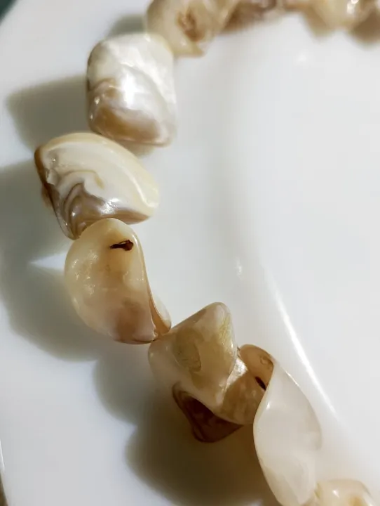 7pcs%20Natural%20Irregular%20Smooth%20Shape%20Mother%20of%20Pearl%20Sea%20Shell%20Beads%20for%20Crafting%20-%20DIY%20Crafting%20Elegant%20Jewelry%20Making%20Supplies%20-%20Image%203