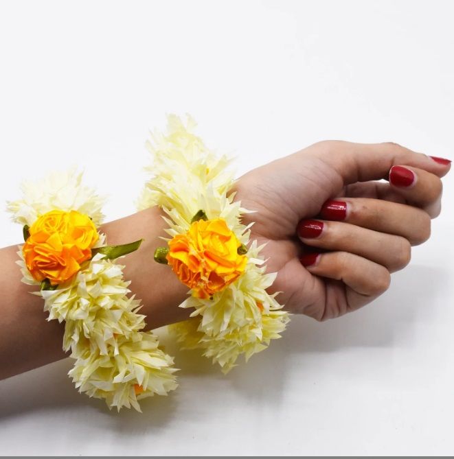 artificial%20gajray%20for%20hand%20artificial%20gajray%20for%20hand%20whiteartifical%20flowers%20kangan%20for%20wedding%20Jewellery%20Reuseable%20White%20with%20Red%20Flower%20Artificial%20Hand%20Gajra%20/%20Bangles%20artificial%20kangan%20for%20girls%202%20pic%20-%20Image%204