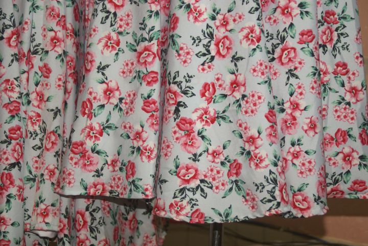 Printed%20mini%20frock%20in%20-%20Image%204