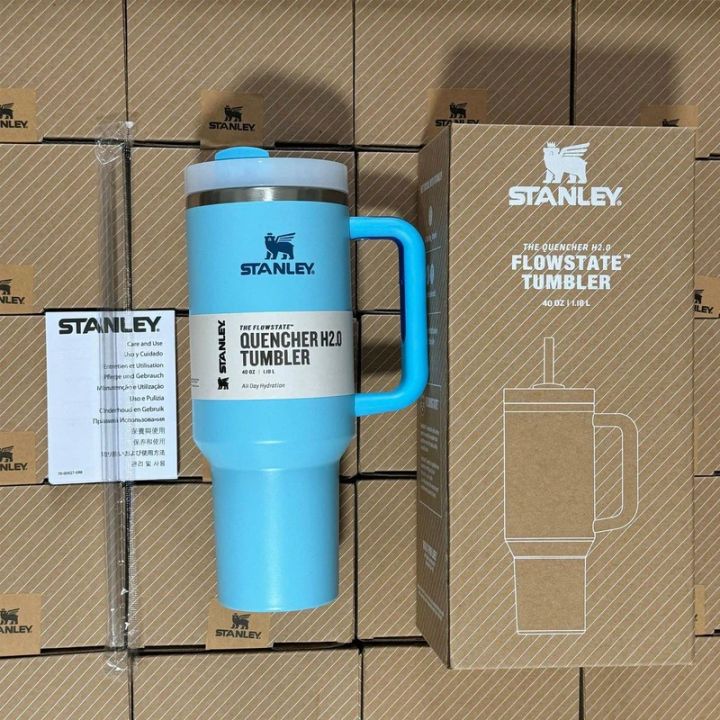 Stanley%20Quencher%20H2.0%20FlowState%E2%84%A2%20Tumbler%2040oz%20Iris%20Blue%20Sustainable%20Coffee%20Mug%20-%20Ultimate%20Hydration%20&%20Temperature%20Control%20Companion%20-%20Image%205