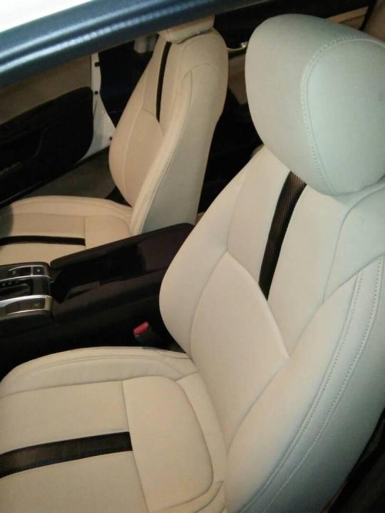 Honda Civic Seat Covers Beige with Single Black Line - Model 2016-2017