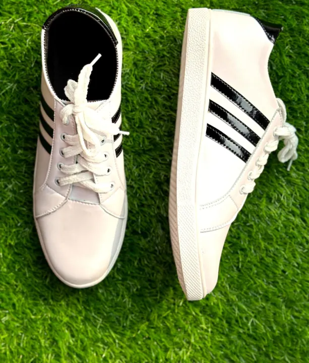 Gravity Comfort and Style with Lightweight and Genuine All Season Casual Sports Shoes for Men and Women - Perfect for Running, Walking, Cross-Training, and Everyday Sneakers. Men's Breathable Mesh Running Shoes, Sneakers for men, Girls Sneakers, Boys shoe