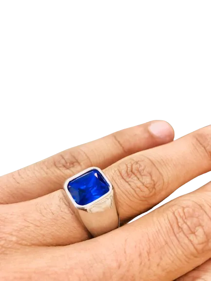 Unique%20Turkish%20Handcrafted%20Rings%20for%20Men%20with%20Black%20Zircon%20Accents%20:Modern%20Islamic%20Jewelry%20-%20Image%202