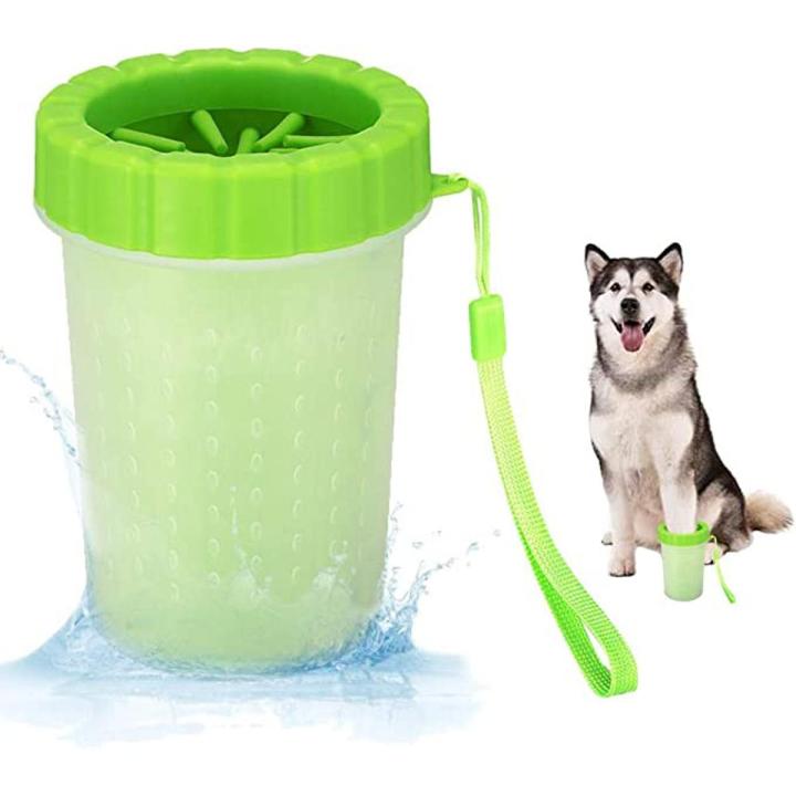 Dog Paw Washer, Dog Foot Cleaner, Portable Medium Dogs Muddy Paws Cleaner Feet Washer Cup with Grooming Brush Silicone