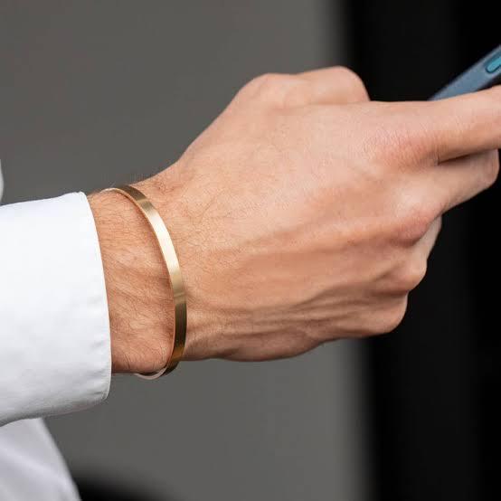 Return%20to%20Cart%20Men's%20Bracelet%20Gold%20Bangle%20Bracelet%20Bangle%20Bracelet%20-%20Image%203