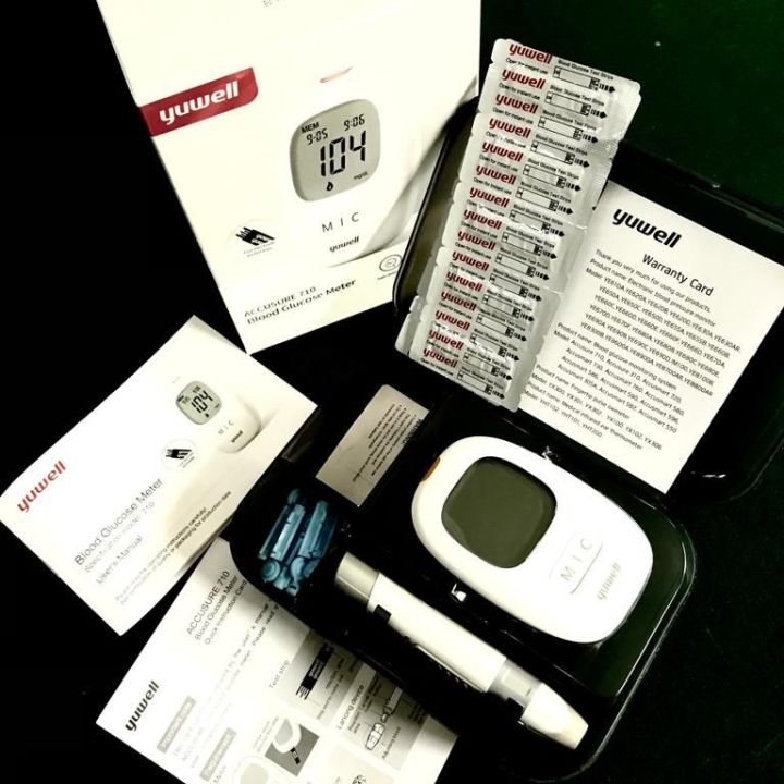 ACCUSURE 710 Yuwell Blood Glucose Monitoring System Gluco Meter Sugar Meter with 25 strips