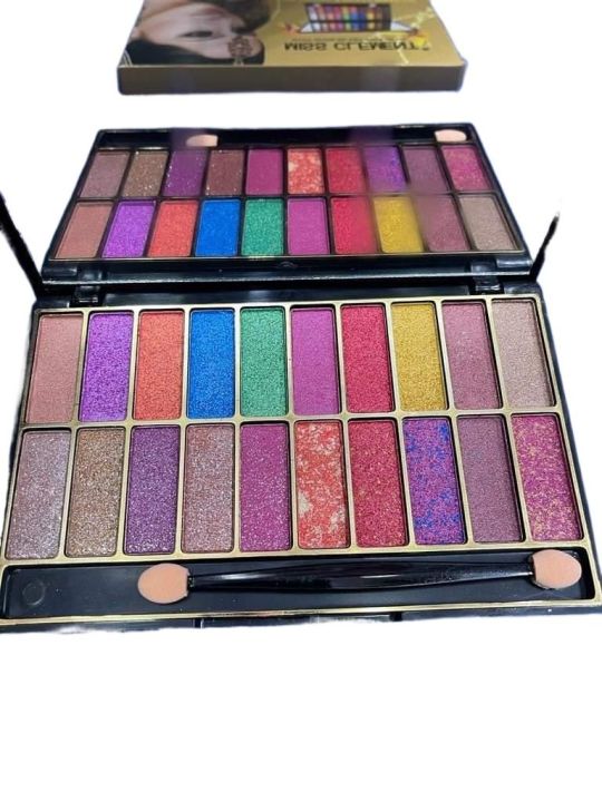 Fairy's Queen New Professional Makeup 20 Colours Eyeshadow Palette