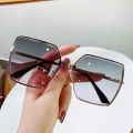 Vintage Sunglasses For Women New Trend Large Frame Gradient Color Versatile Men. 