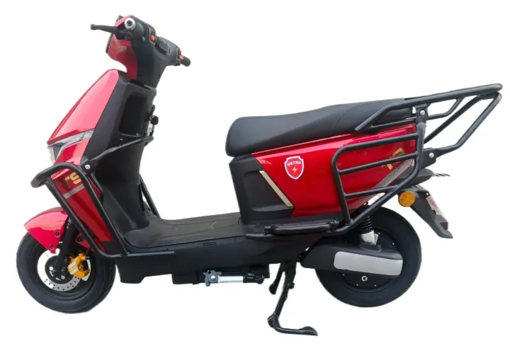 METRO E-Vehicles Crash Guard & Body Protection Bars with Foldable Footrest + Tail Carrier – Compatible with T9 Sport / M6 / Thrill / Dabang Electric Scooter (Set of 1) - Image 7