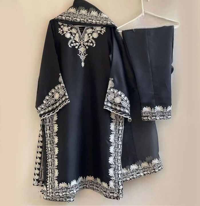 White Embroidered Kurti 3-Piece Suit with Dupatta and Trouser, Free Size, Formal Wedding Wear