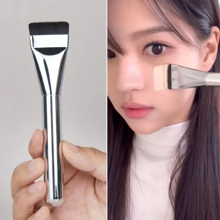New Korean Korean Foundation Brush Ultra-thin Lightweight Flat Head Bare Skin Thin Concealer Brush Makeup Facial Mask