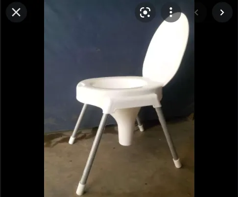Commode%20Chair%20Strong%20Quality%20Plastic%20%20washroom%20commode%20portable%20-%20Image%202