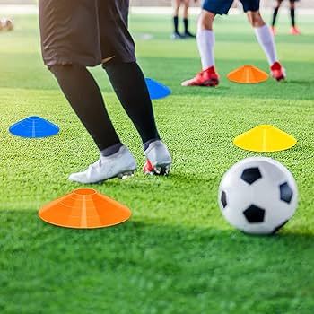Pack%20OF%205%20-%20Cricket%20Training%20Marker%20Disc%20Cones%20-%20Agility%20Soccer%20Cones%20for%20Training,%20Football,%20Kids,%20Sports,%20Field%20Cone%20Markers%20-%20Image%203