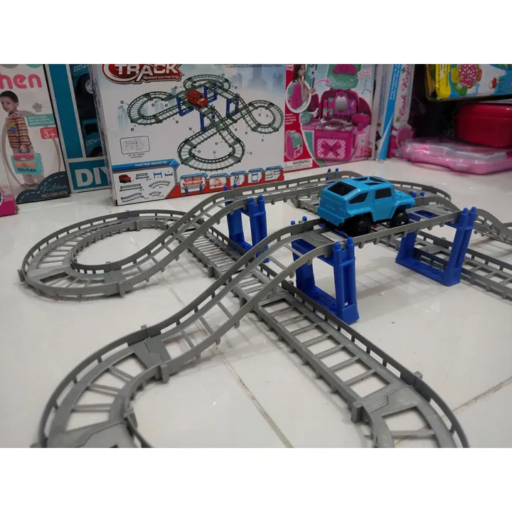 WJ%20-%20Long%20Track%20Set%20Battery%20Operated%20Vehicle%20Jeep%20Track%20Set%20-%2033%20Pcs%20-%20Image%207