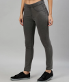Women's Skinny Stretch Slim Fit Jeggings with Back Pockets. 