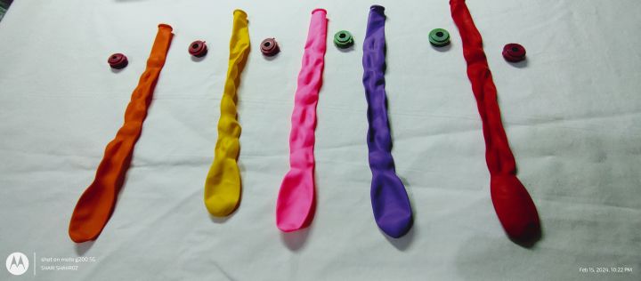 full%20pack%20%20of%2035%20with%205%20extra%20whistle%20balloon,long%20balloon,tongle%20balloons,long%20whistle%20balloons,multi%20colours%20balloons,party%20balloons,best%20balloons,safe%20for%20kids,toy%20for%20kids,air%20balloons,balloon%20with%20whistle,sasta%20or%20chukas,citti%20balloon,%20-%20Image%204