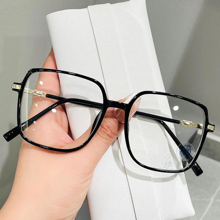 Retro Square Simple Anti-Blue Glasses with One Piece Nose Pads Non-Slip Flexible Temples for Plain Makeup Decorative Glasses