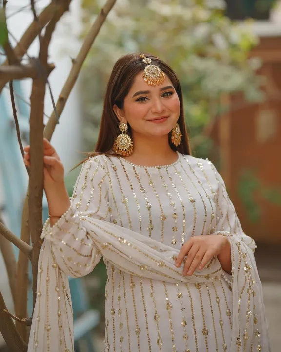 Wedding%20Wear%20Fancy%20Sequince%20Embroidered%20Shirt%20for%20Women%20with%20Dupatta%20Flapper%20(3-Piece%20Suit)%20Fancy%20Wedding%20Dresses%20for%20Women%20-%20Image%202