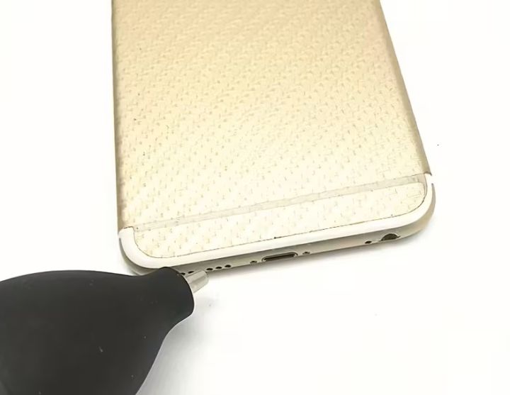 Rubber%20Air%20Blower%20with%20Squeeze%20Nozzle%20Dust%20Cleaner%20for%20%7CCamera%20Lenses%7C%20%7CWatches%7C%20%7CPhones%7C%20%7CKeyboards%7C%20Powerful%20Air%20Jet%20for%20Electronics%20Repair%20&%20Maintenance%20-%20Image%205