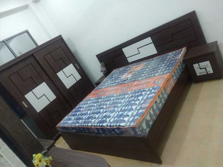 4%20PIC%20brown%20and%20white%20ton%20Full%20Room%20Furniture%20Set%20Good%20Looking%20Bed%20without%20Mattress%20with%20good%20quality%20use%20in%20making%20-%20Image%204