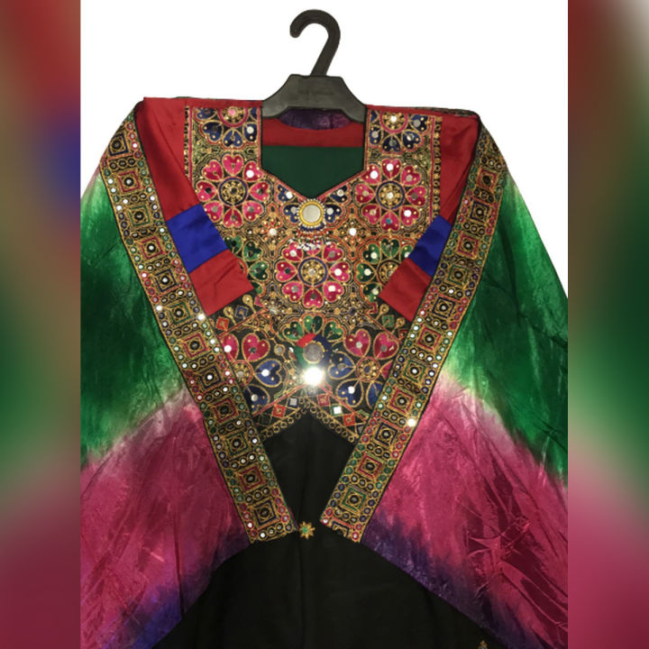 Traditional%20Pathani%20Dress%20For%20Women%20-%20Image%203