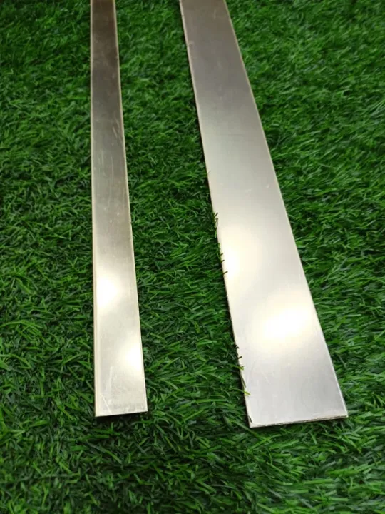 PVC%20Golden%20Strip%20for%20Wall%20Decor,%20Brass%20Look%20Mirror%20Finish,%201%20Inch%20and%202%20Inch%20Width%20-%20Image%204