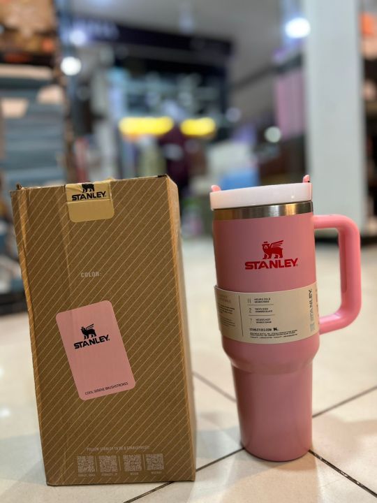 STANLEY%2040oz%20Double%20Wall%20Vacuum%20Insulated%20Tumbler%20%E2%80%93%20Reusable%20Stainless%20Steel%20Thermos%20Cup%20with%20Straw%20%E2%80%93%20Ideal%20for%20Hot%20Coffee,%20Iced%20Drinks%20&%20More%20-%20Image%206