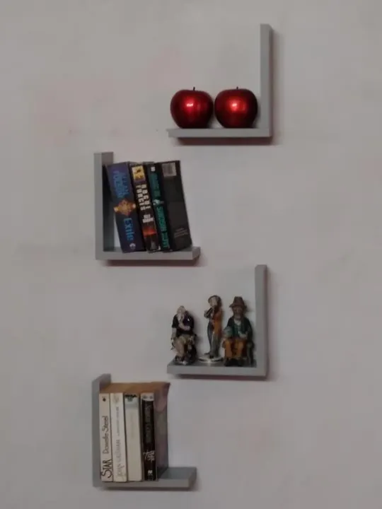 L%20SHAPE%20WALL%20HANGING%20GREY%20-%20Image%204