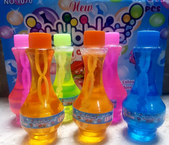 Bubble%20Soap%20magic%20Bubbles%20Blower%20Toy%20Kids%20Outdoor%20pack%20of%206%20-%20Image%203