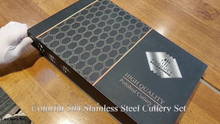 24pcs%20Gold%20&%20Black%20Gold%20Dinnerware%20Set%20Western%20304%20Stainless%20Steel%20Tableware%20Set%20Knife%20Fork%20Spoon%20Luxury%20Flatware%20Kitchen%20Set%20%20Dishwasher%20Safe%20-%20Image%209