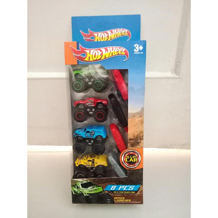 Hot Wheels Jeep 8 PC Car Set With a Start Key