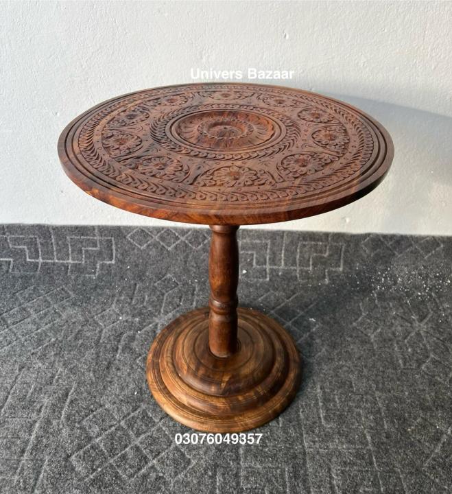 Artisanal%20Charm:%20Lacquer%20Work%20Wooden%20Coffee%20Table%20-%20Image%202