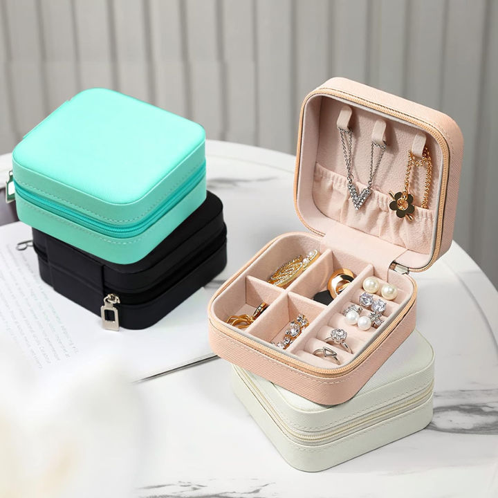 Small Jewellery Box - Mini Travel Jewellery Boxes Case, Portable Faux Leather Jewellery Storage Box Organiser for Women Girls by Beriana Platinum