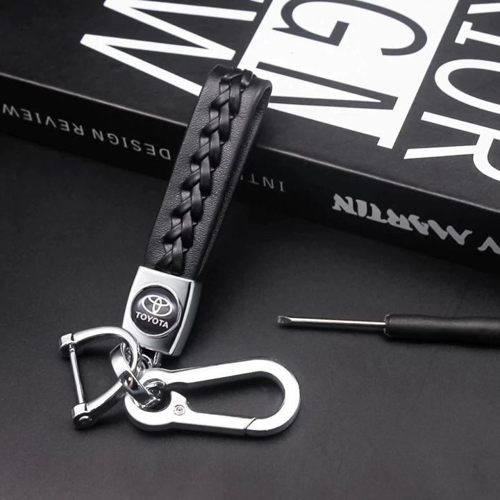 Toyota%20(NEW)%20Leather%20Braided%20Metal%20Car%20%20Toyota%20Logo%20/%20Monogram%20Keychain%20with%20Keyring%20for%20Toyota%20Corolla%20Yaris%20Fortuner%20Prius%20Aqua%20Land%20Cruiser%20-%20Fashion%20Auto%20Decoration%20Premium%20-%20Black/Brown%20-%20Image%202