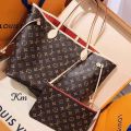 LOUIS VUITTON NEVERFULL GM TOTE BAG. 