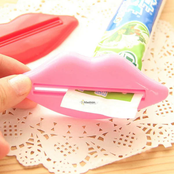 1pc Lovely Lip shape Toothpaste Dispenser tooth accessories teeth Tube Rolling Squeezer Easy use tools