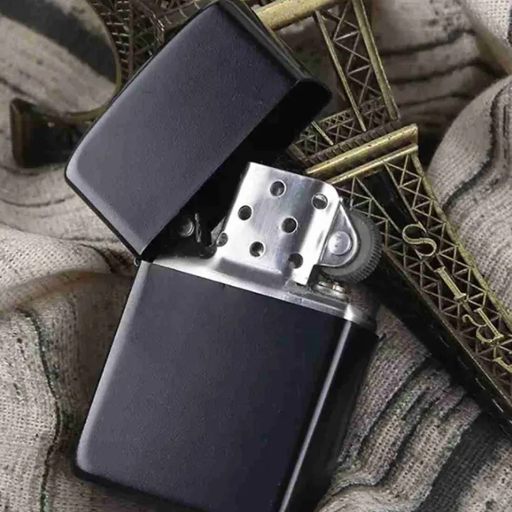Customized%20Zippo%20Slim%20Black%20%20Matte%20and%20Glossy%20Golden%20and%20Silver%20Pocket%20Lighter%20-%20Image%202