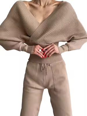 Basic Ribbed Long-Sleeve Top for Everyday Layering
