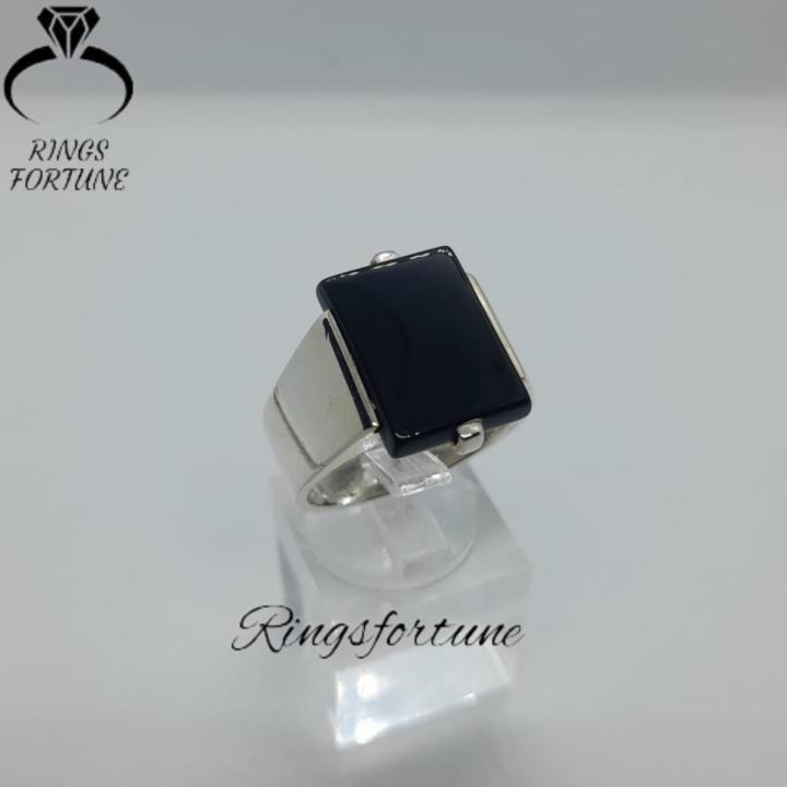 Black%20Aqeeq%20Stone%20Ring%20,%20Natural%20Black%20Agate%20Ring%20,%20925%20Silver%20Ring%20With%20Black%20Onyx%20-%20Image%202