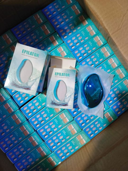 Rauf%20Traders%20Premium%20Nano%20Glass%20Body%20Hair%20Remover%20%7C%20Reusable%20Epilator%20Tool%20for%20Smooth%20Skin%20%7C%20Easy-to-Use%20Hair%20Removal%20Device%20-%20Image%203